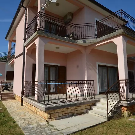 Orbanic Valalta Apartment
