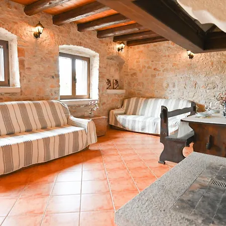 Orbanic Valalta Apartment