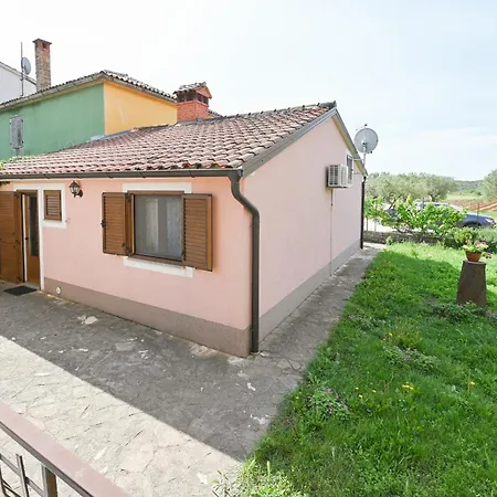 Orbanic Valalta Apartment