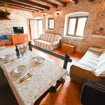 Orbanic Valalta * Ровинь