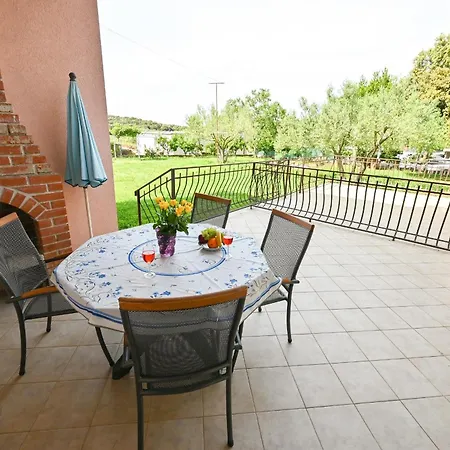 Orbanic Valalta Апартаменты Ровинь