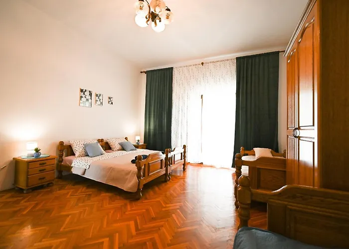 Orbanic Valalta Apartamento